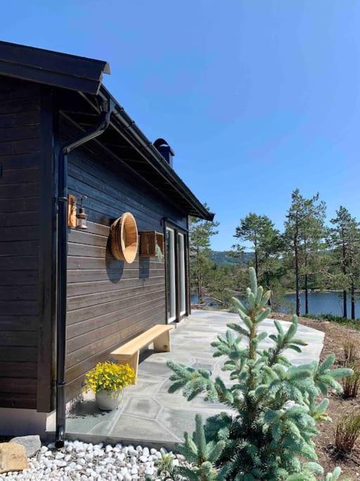 Cosy Cabin Between Lake And Mountain Treungen Eksteriør billede